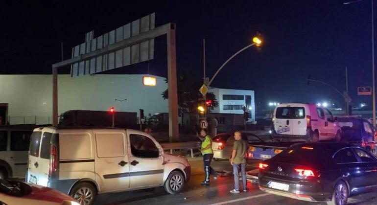 Arnavutköy’de 4 aracın karıştığı zincirleme kaza: 1 yaralı