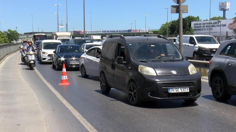 Küçükçekmecede tahliye edilen binada yangın; D-100 yan yolda yoğunluk oluştu