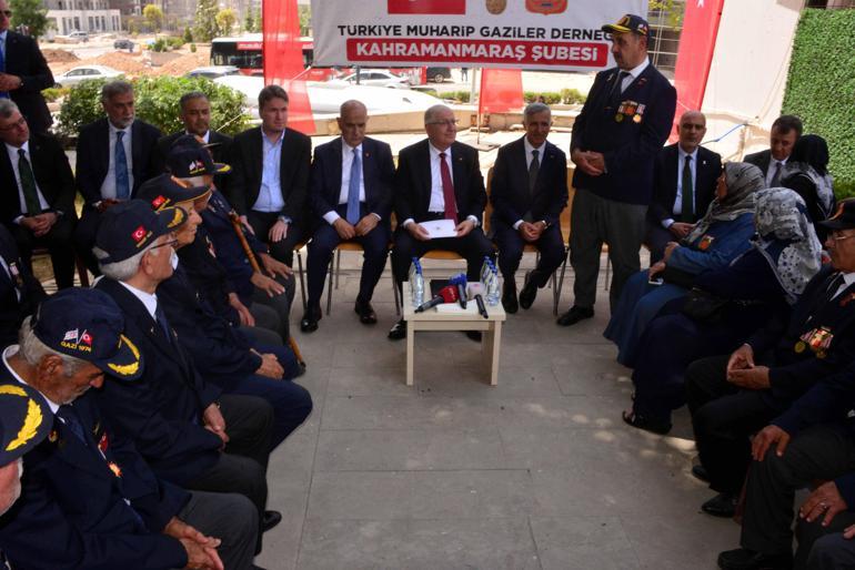 Bakan Güler, Kahramanmaraşta birlikleri denetledi