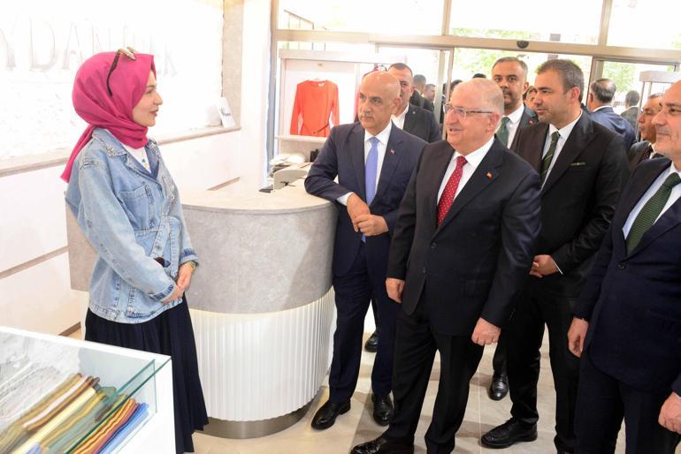 Bakan Güler, Kahramanmaraşta birlikleri denetledi