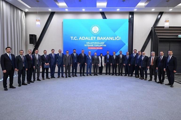 Bakan Gürlek: Bilirkişilik uygulamalarına ilişkin önemli düzenlemeler yapılacak