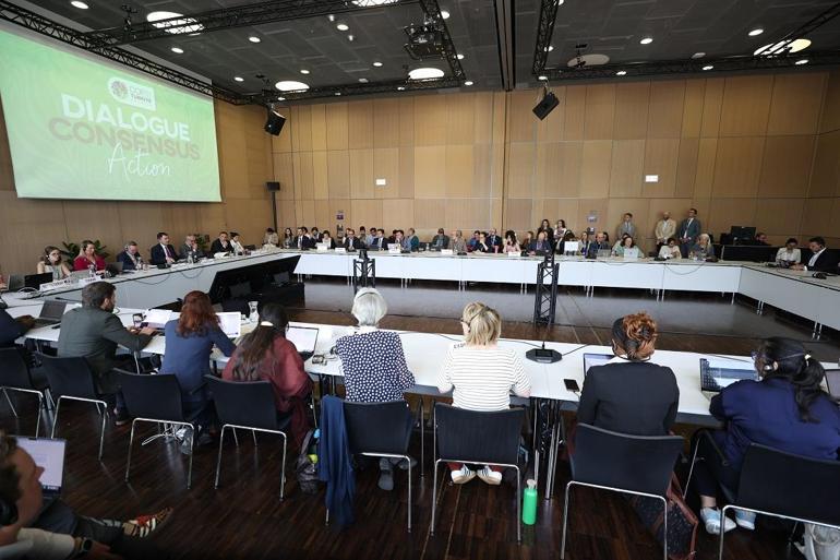 Bakan Kurum, Bonn’da COP31 diplomasisini sürdürdü