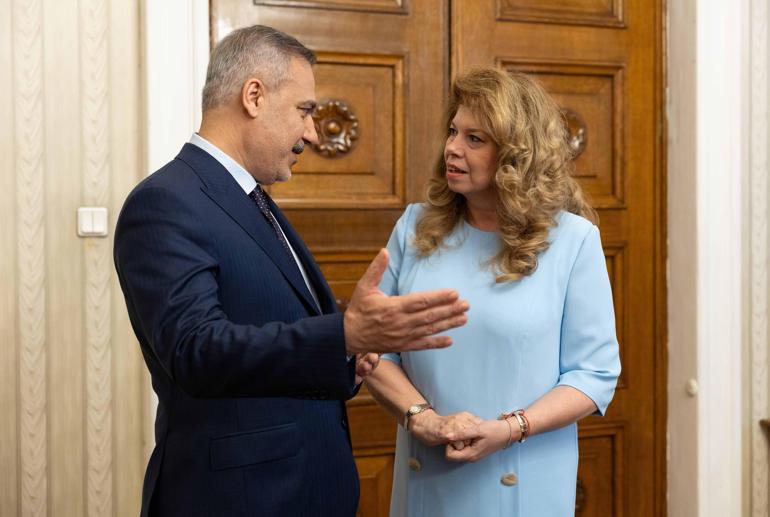 Dışişleri Bakanı Fidan, Bulgaristan Cumhurbaşkanı Yotova tarafından kabul edildi