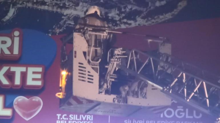 Silivride restoranda çıkan yangında 5 kişi dumandan etkilendi