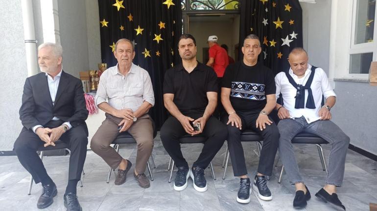 İskenderun’da öğrenciler, eski futbolcu ve teknik direktörlerle buluştu