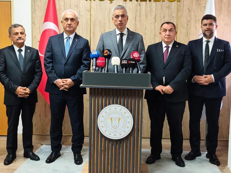 Sağlık Bakanı Memişoğlu, Muş’ta sağlık yatırımlarını değerlendirdi