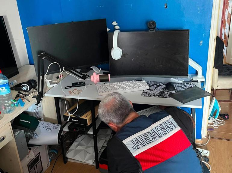 MİT kredi kartı şebekesini çökertti: 3 gözaltı