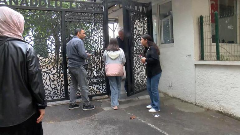 Şişlide LGS için yanlış okula gelen kız öğrenciye veliler yardım etti