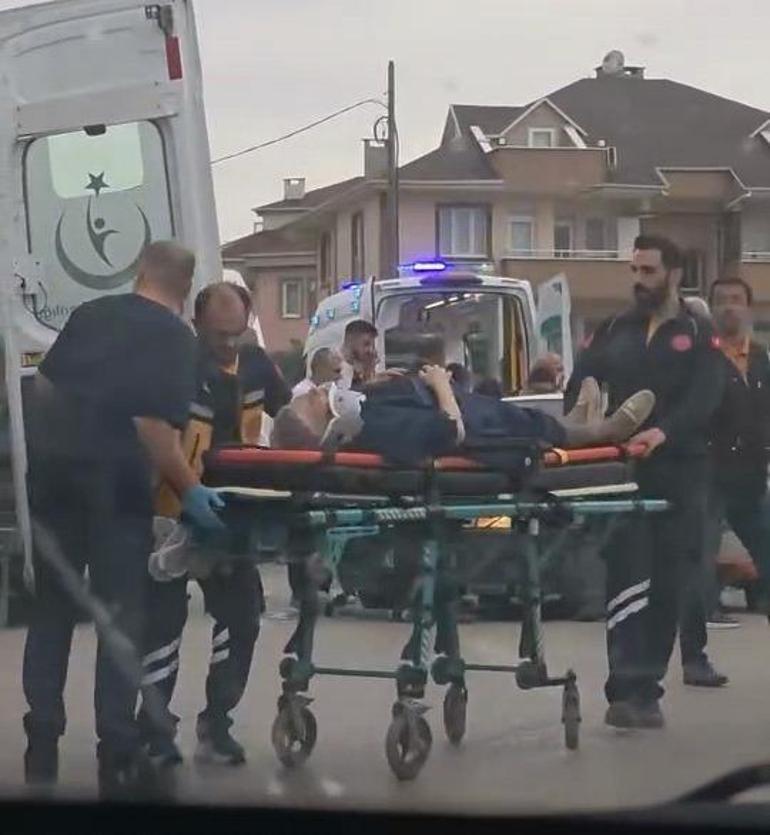 Bursada minibüs ile otomobil çarpıştı: 3ü çocuk 9 yaralı