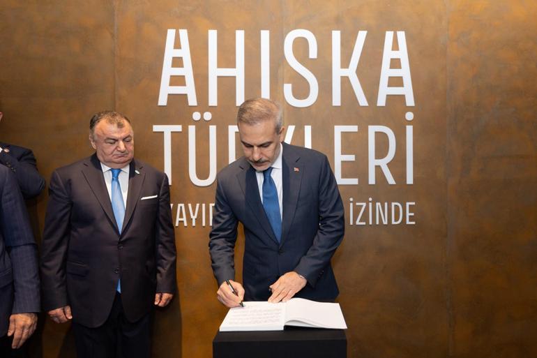 Bakan Fidan, Ahıska Türkleri-Kayıp Sürgünün İzinde sergisinin açılışına katıldı