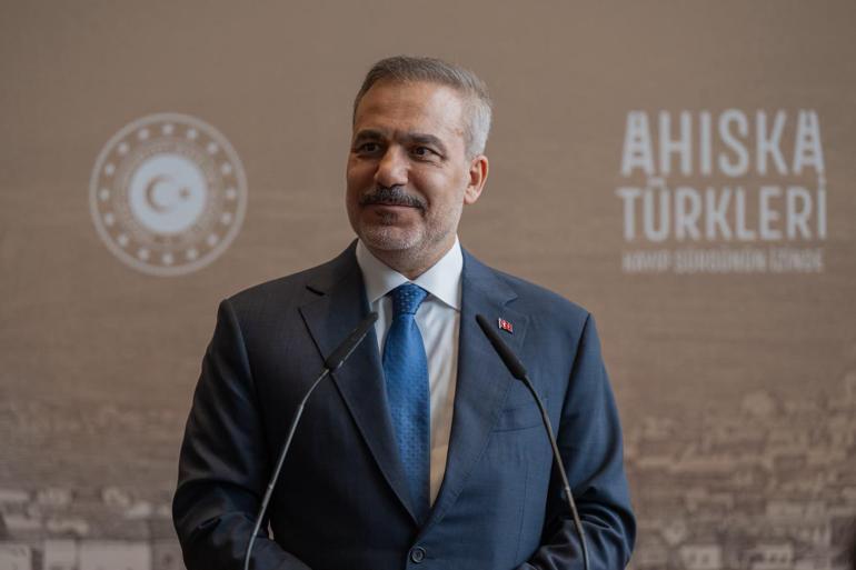 Bakan Fidan, Ahıska Türkleri-Kayıp Sürgünün İzinde sergisinin açılışına katıldı