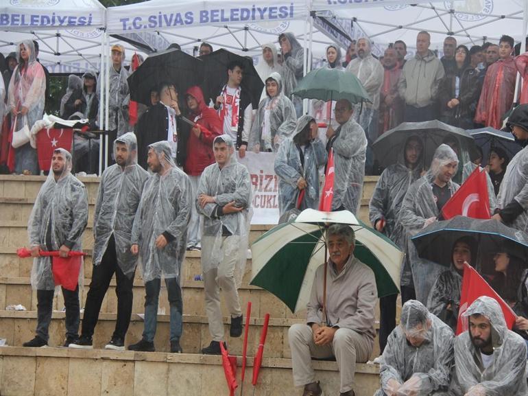 Dev ekranlarda milli buluşma