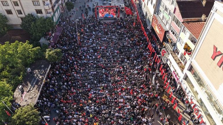 Sultanbeyli’de milli maç heyecanı