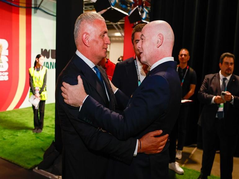TFF Başkanı Hacıosmanoğlu, Infantino ve Isaac ile görüştü