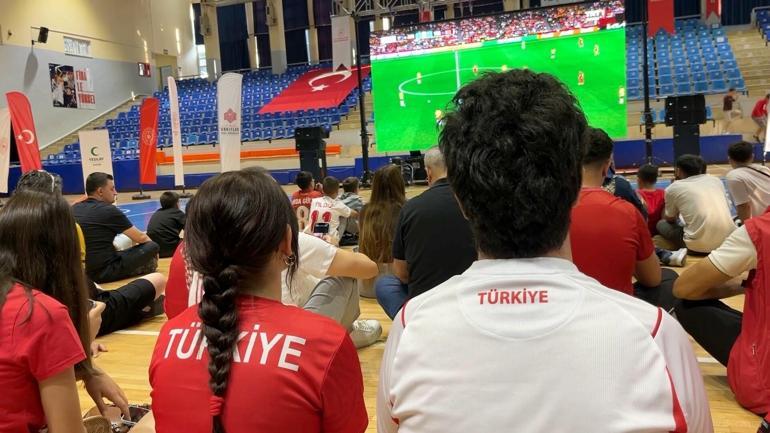 Dev ekranlarda milli buluşma