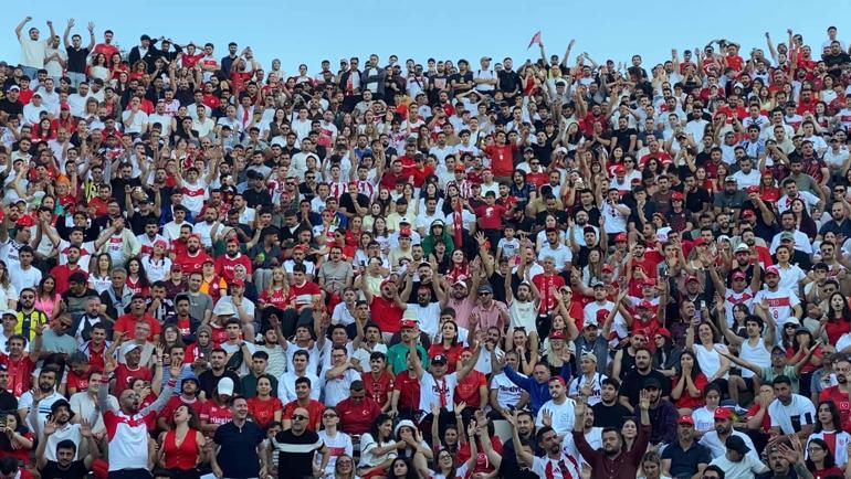 Dev ekranlarda milli buluşma