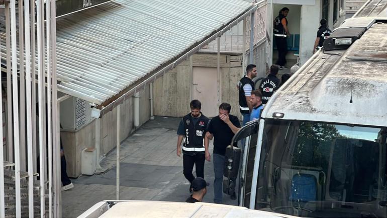 Silivri Belediyesine yolsuzluk soruşturması; şüpheliler sağlık kontrolünden geçirildi