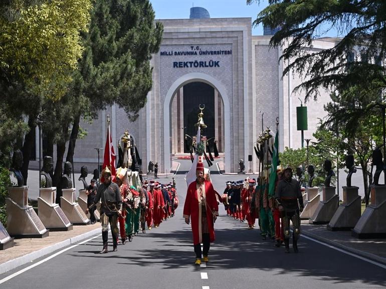 İstanbulda Yeniçeriliğin kaldırılışının 200’üncü yılında 2’nci Türk Askeri Tarih Kongresi başladı