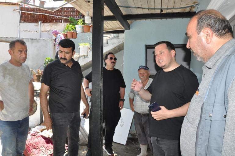 Sağanakta sel sularının evinden geçtiği Mazı: Kapıyı açmaya fırsatım olmadı