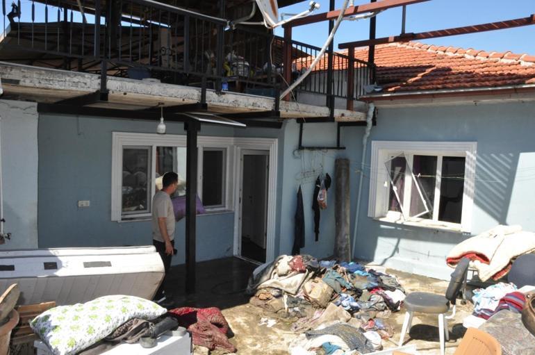 Sağanakta sel sularının evinden geçtiği Mazı: Kapıyı açmaya fırsatım olmadı