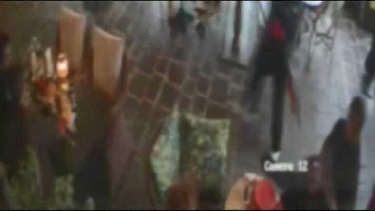 Sarıyer’de AVMdeki kafeteryada silahlı saldırı: 16 yaşındaki şüpheli yakalandı