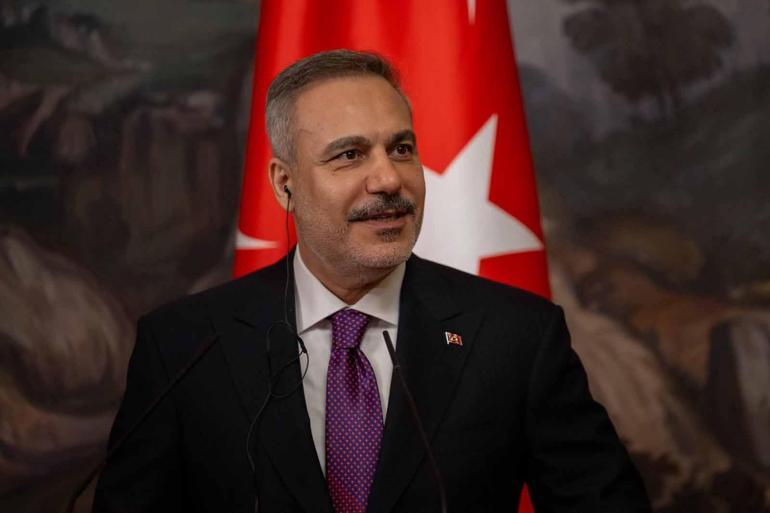 Bakan Fidan: Hürmüz Boğazı geçişe açık tutulmalı