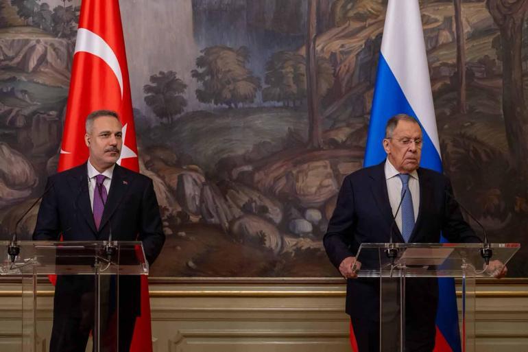 Bakan Fidan: Hürmüz Boğazı geçişe açık tutulmalı