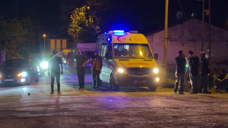 Çocuklar oynarken hareket eden kamyonet ile ev arasında sıkışan Ayaz öldü; o anlar kamerada