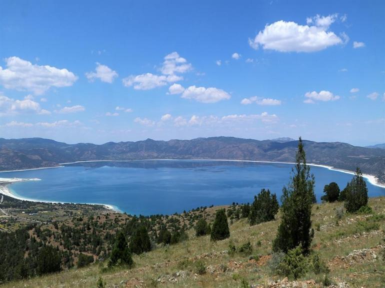Salda Gölünde 600 binin üzerine turisti almayacağız