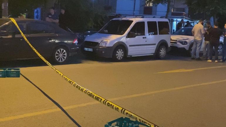 Eyüpsultanda parkta silahlı çatışma: 5 yaralı