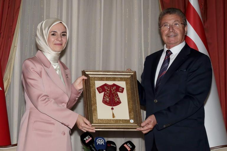 KKTC Başbakanı Üstel, Aile ve Sosyal Hizmetler Bakanı Göktaşı kabul etti