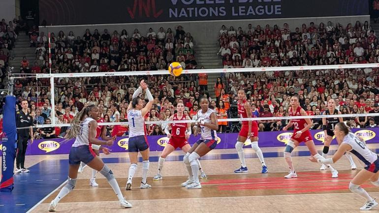 Filenin Sultanları, Fransa’yı 3-0 mağlup etti