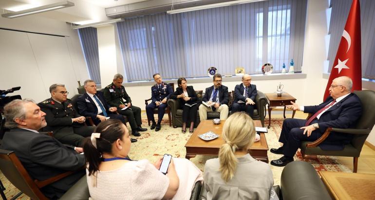 Bakan Güler, Brükselde NATO gündemini ve bölgesel gelişmeleri değerlendirdi
