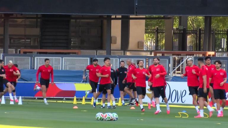 A Milli Futbol Takımı, Paraguay maçının hazırlıklarını tamamladı