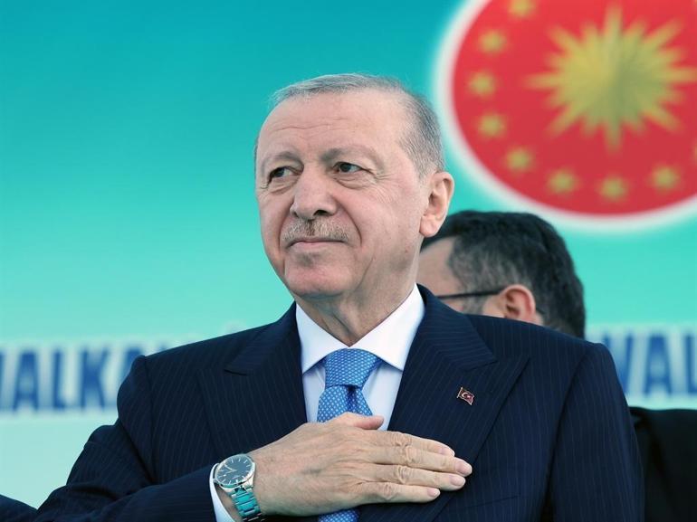 Cumhurbaşkanı Erdoğan: Türkiyeyi en uzun ve en hızlı metro hattıyla buluşturuyoruz