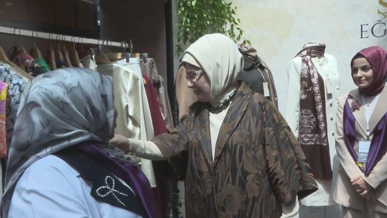 Emine Erdoğan, Şule Yüksel Şenler Vakfının ‘Deprem Bölgesi Kursiyer ve Mezuniyet Buluşması’na katıldı