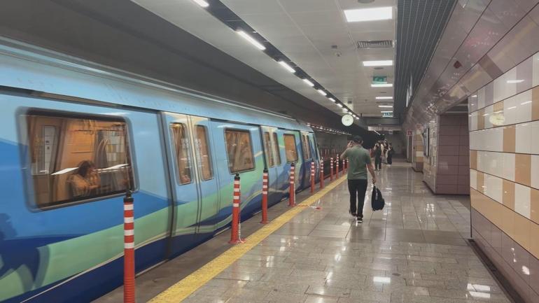 Bostancıda metro raydan çıktı; 3 yolcu yaralandı