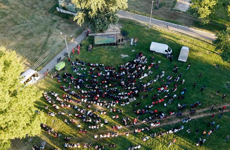 Edirne Sarayiçinde milli maç heyecanı