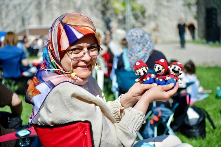 600 örgü tutkunu Yedikule Hisarı’nda buluştu