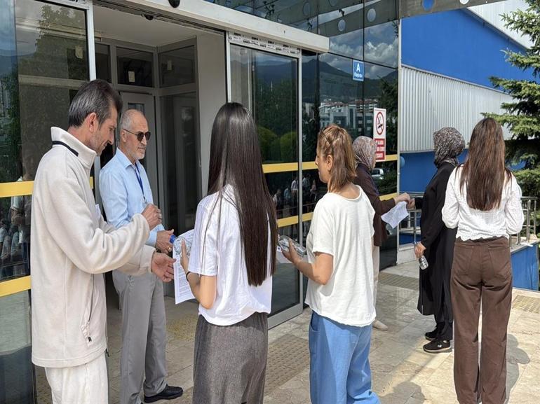 Anne-kız birlikte sınav heyecanı yaşadı