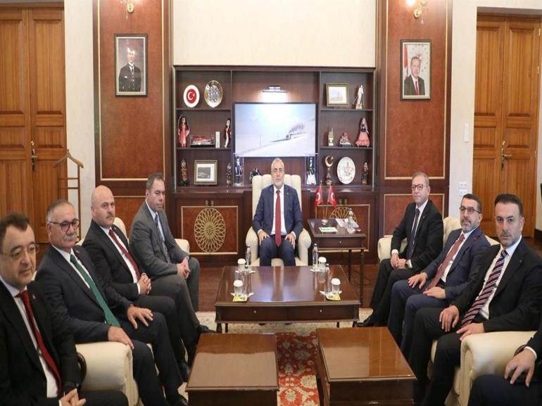 Bakan Işıkhan: Sağlıkta, sosyal güvenlikte, sosyal hizmetlerde dünyada örnek alınacak konuma ulaştık