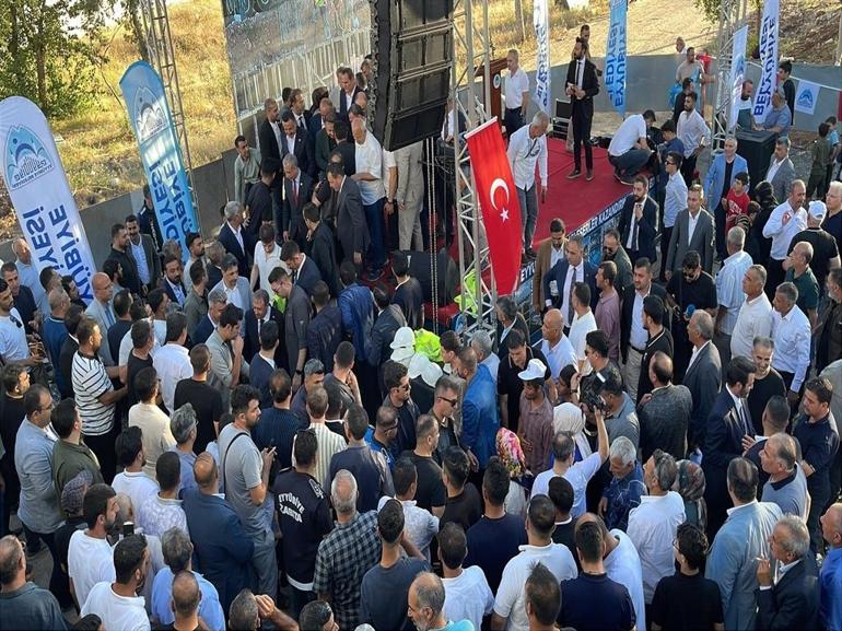Şanlıurfada yıkılan cezaevinin yerine belediye hizmet binası yapılıyor