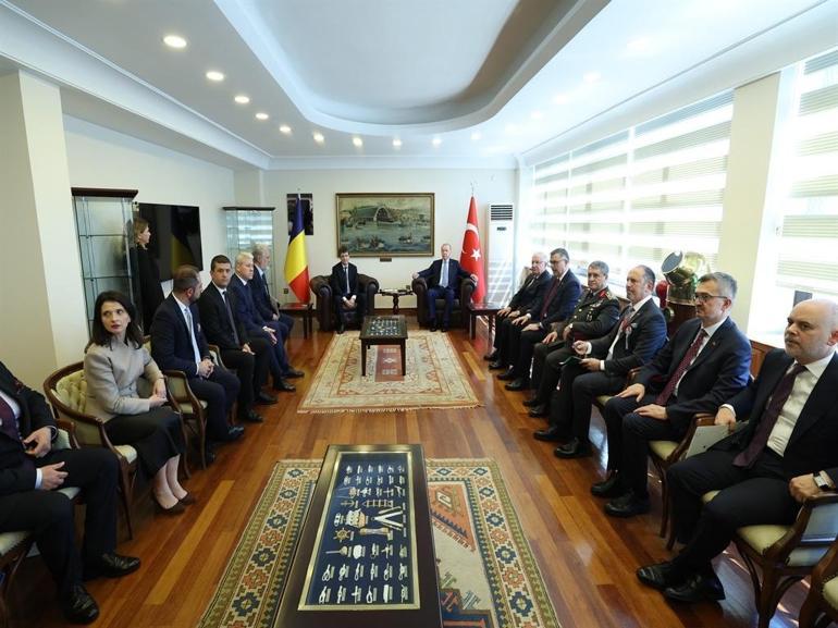 Cumhurbaşkanı Erdoğan, Romanya Cumhurbaşkanı Nicuşor Daniel Dan ile görüştü