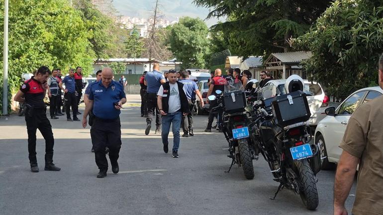 Tabancayla kızını öldürüp, eşini ve diğer kızını yaraladı