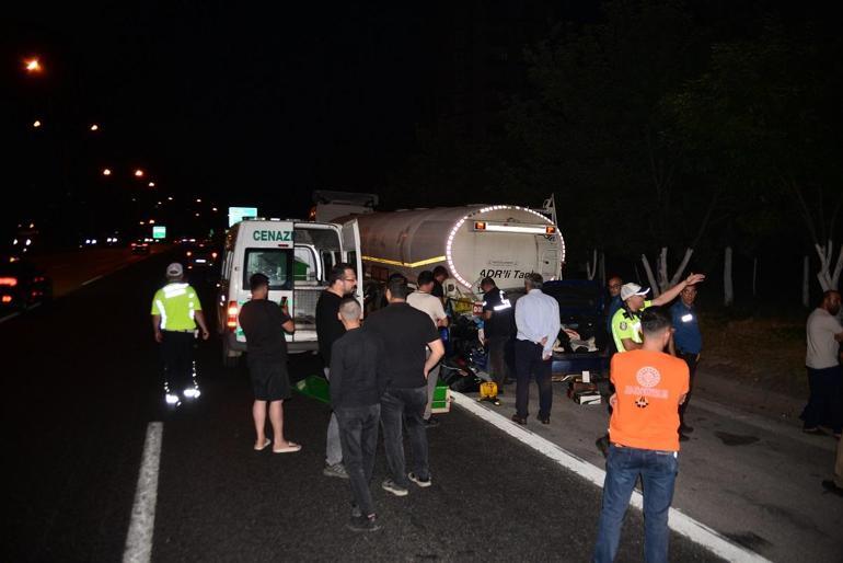 Adanada tankerle çarpışan otomobildeki baba öldü, 2 çocuğu yaralandı