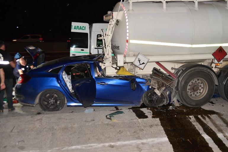 Adanada tankerle çarpışan otomobildeki baba öldü, 2 çocuğu yaralandı