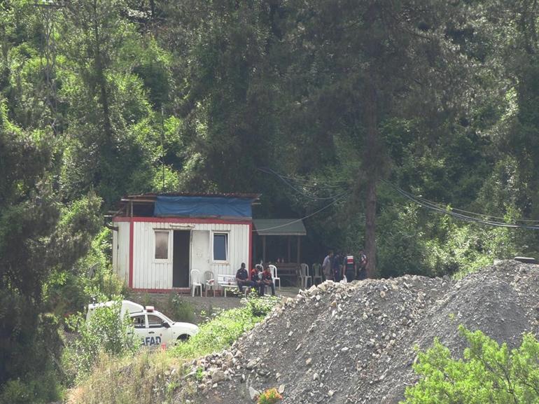 Madende göçük altında kalan işçiyi kurtarma çalışmaları 6ncı gününde