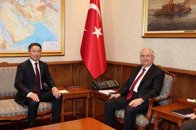Bakan Güler, Moğol mevkidaşı Batlut ile bir araya geldi