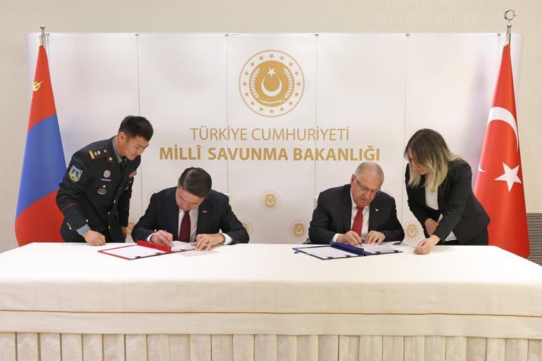 Bakan Güler, Moğol mevkidaşı Batlut ile bir araya geldi
