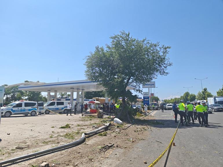 Ankarada belediye otobüsü ve hafif ticari araç çarpıştı: 1 ölü, 9 yaralı